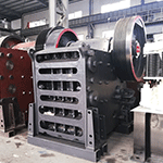 How does the stone crusher work?